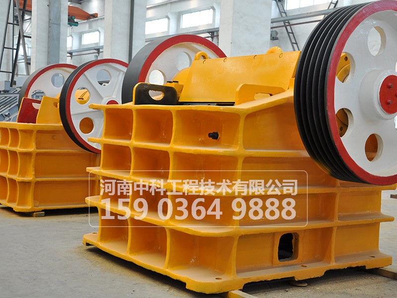 顎式破碎機(jī)活動顎內(nèi)孔的修復(fù)